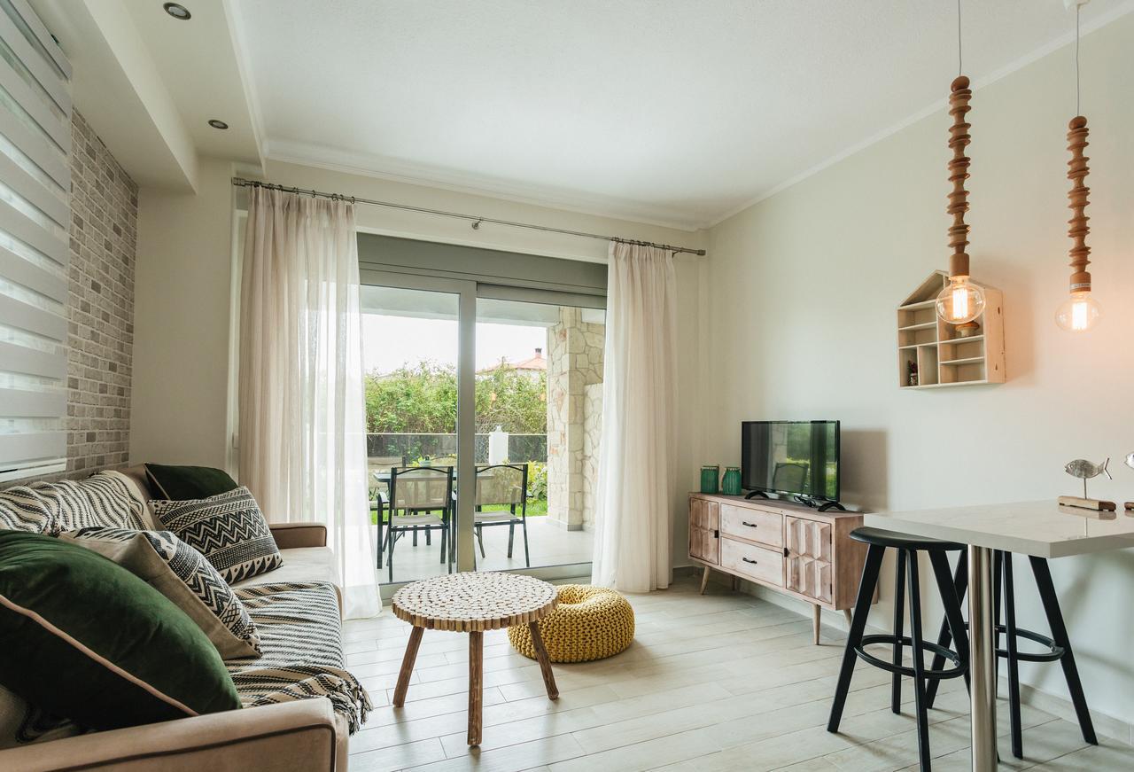 Apartament Enastron Pefkochori Zewnętrze zdjęcie